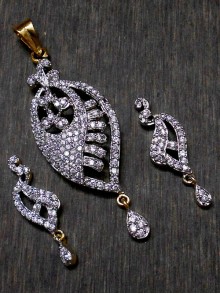 CZ Pendant With Earrings